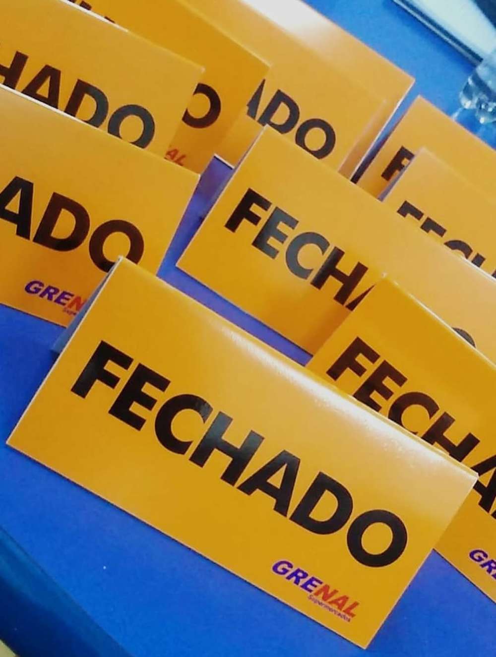 Placas e displays